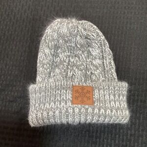 Gertex Hat Beanie One Size Gray Knit Cable Cuffed Snowflake Winter Soft Warm